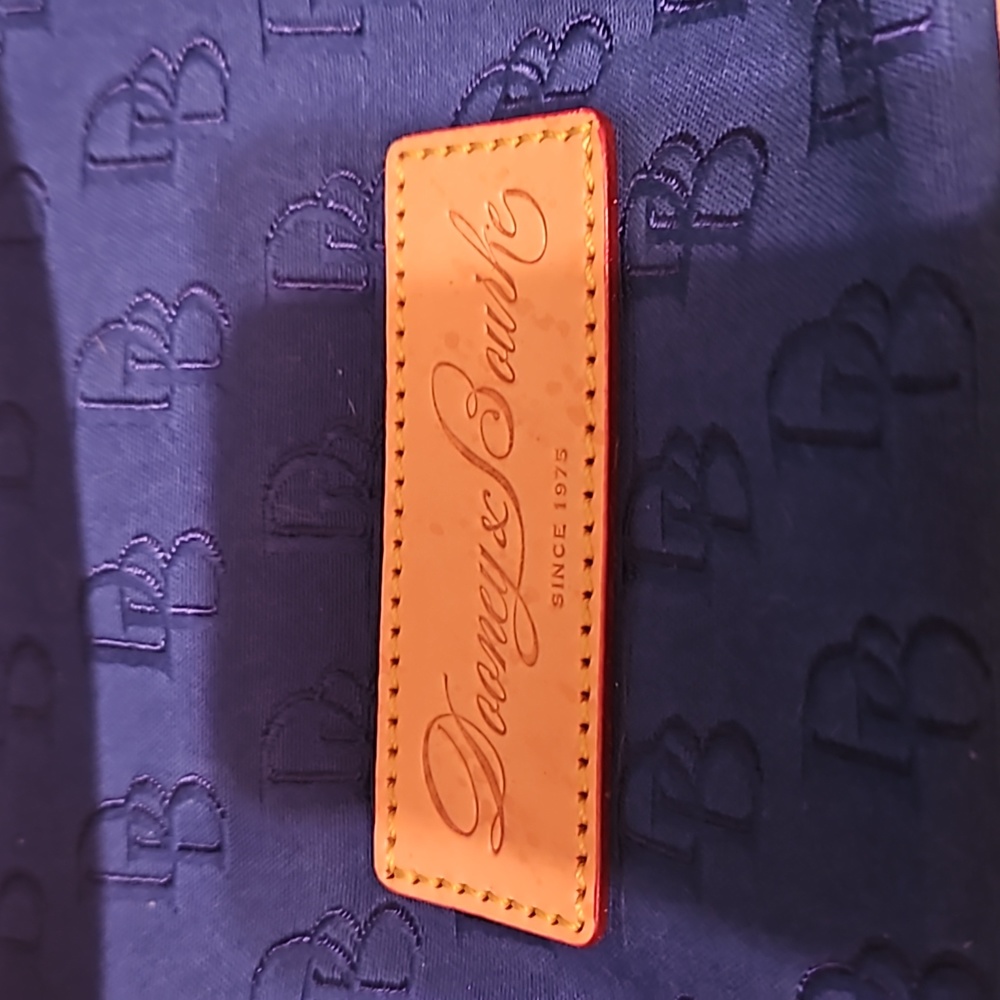 💙Dooney & Bourke Tote💙 - Picture 15 of 17